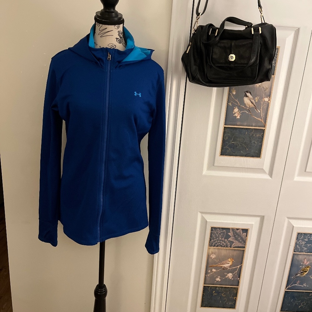 💗Under Armour Zippered Jacket